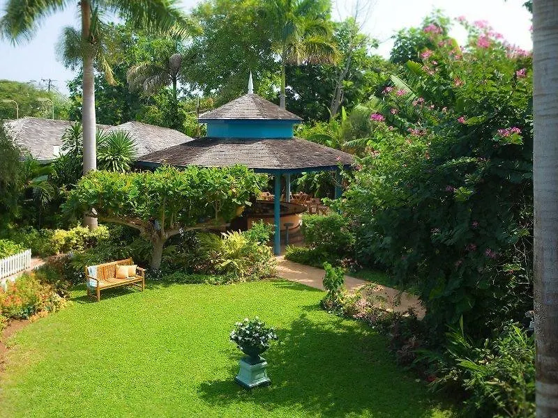 ****  Hotel Sandals Carlyle Inn מונטגו ביי ג'מייקה